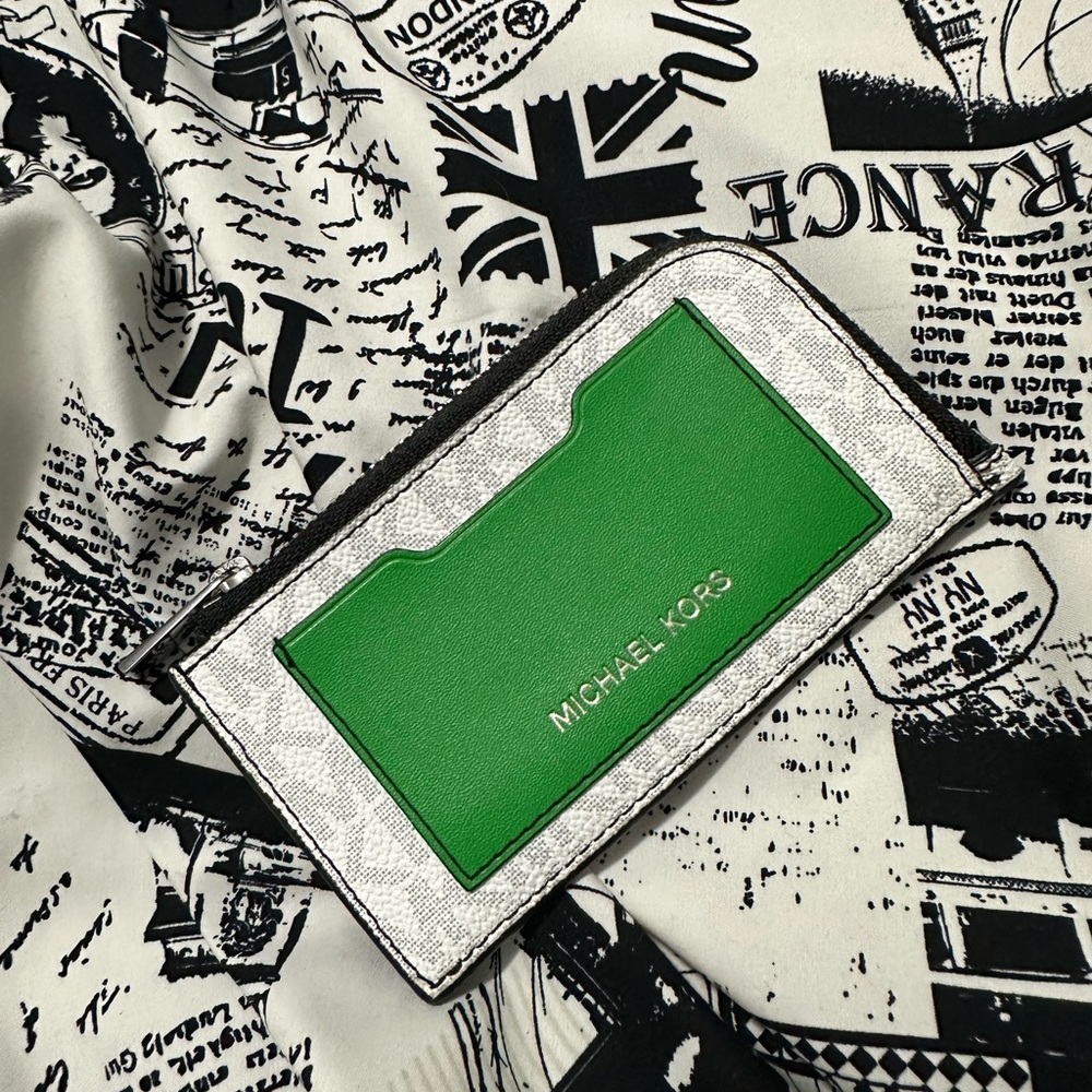 Michael Kors Zip Card Wallet
